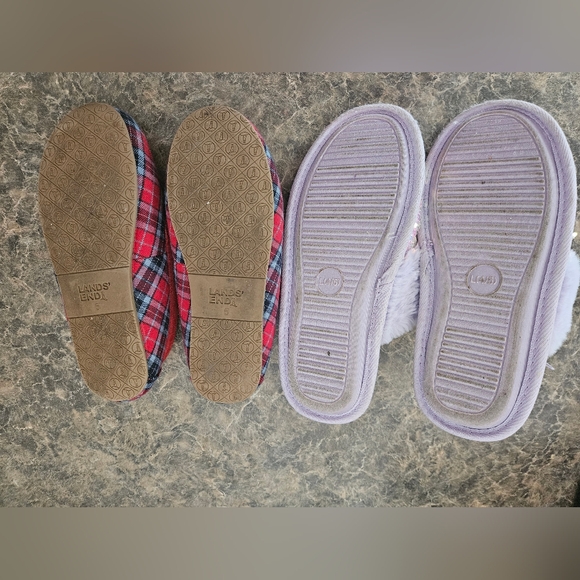 Slippers - Picture 3 of 3